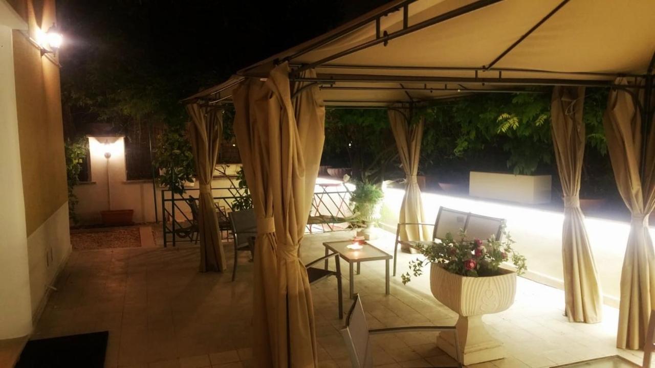 Garden House - Luxury - Only Self Check In Guest house